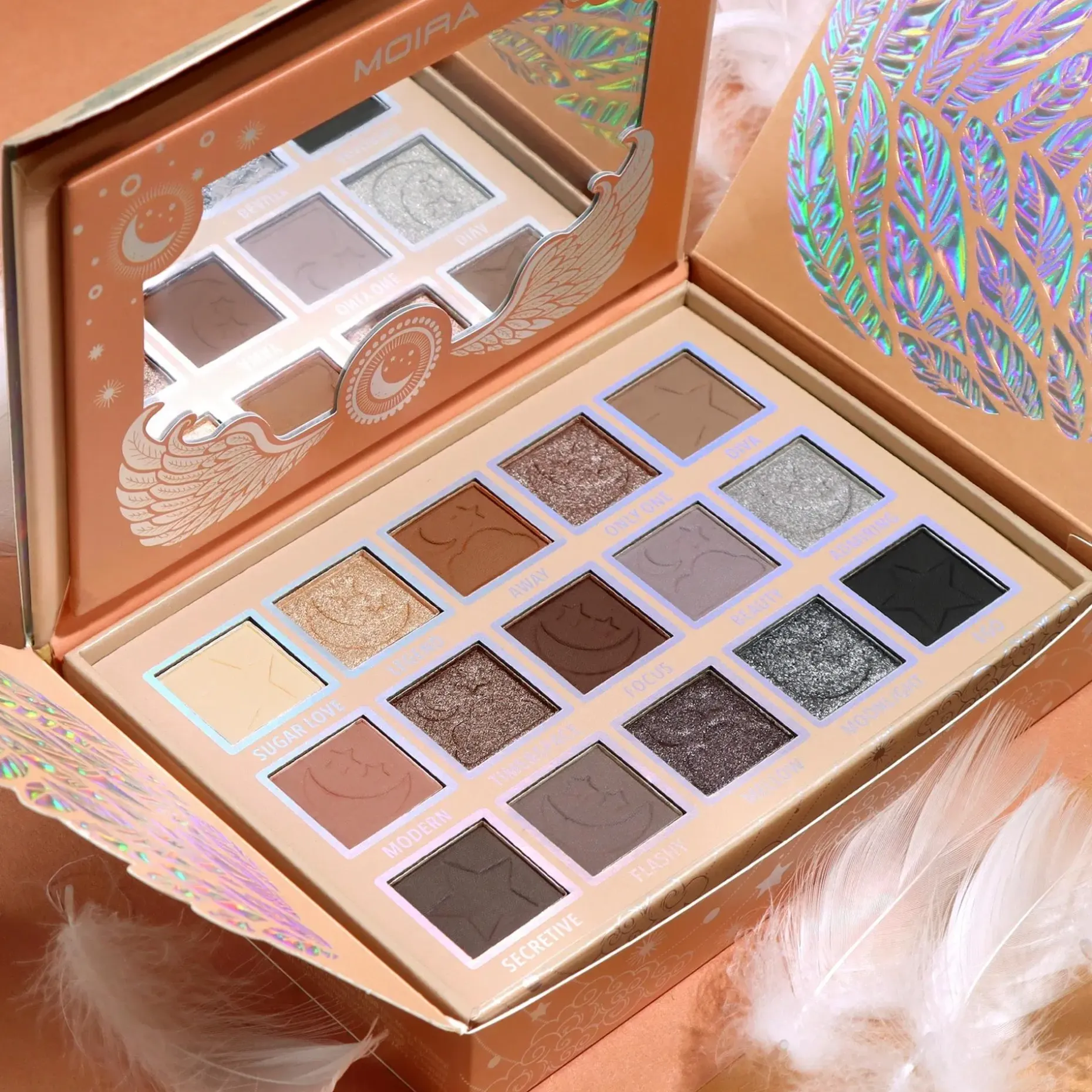 MOIRA Endless Moonlight Pressed Pigment Palette luomiväripaletti