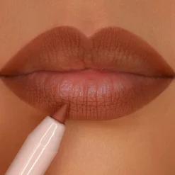 MOIRA Lip Appeal Waterproof Liner huultenrajauskynä 0,6 g