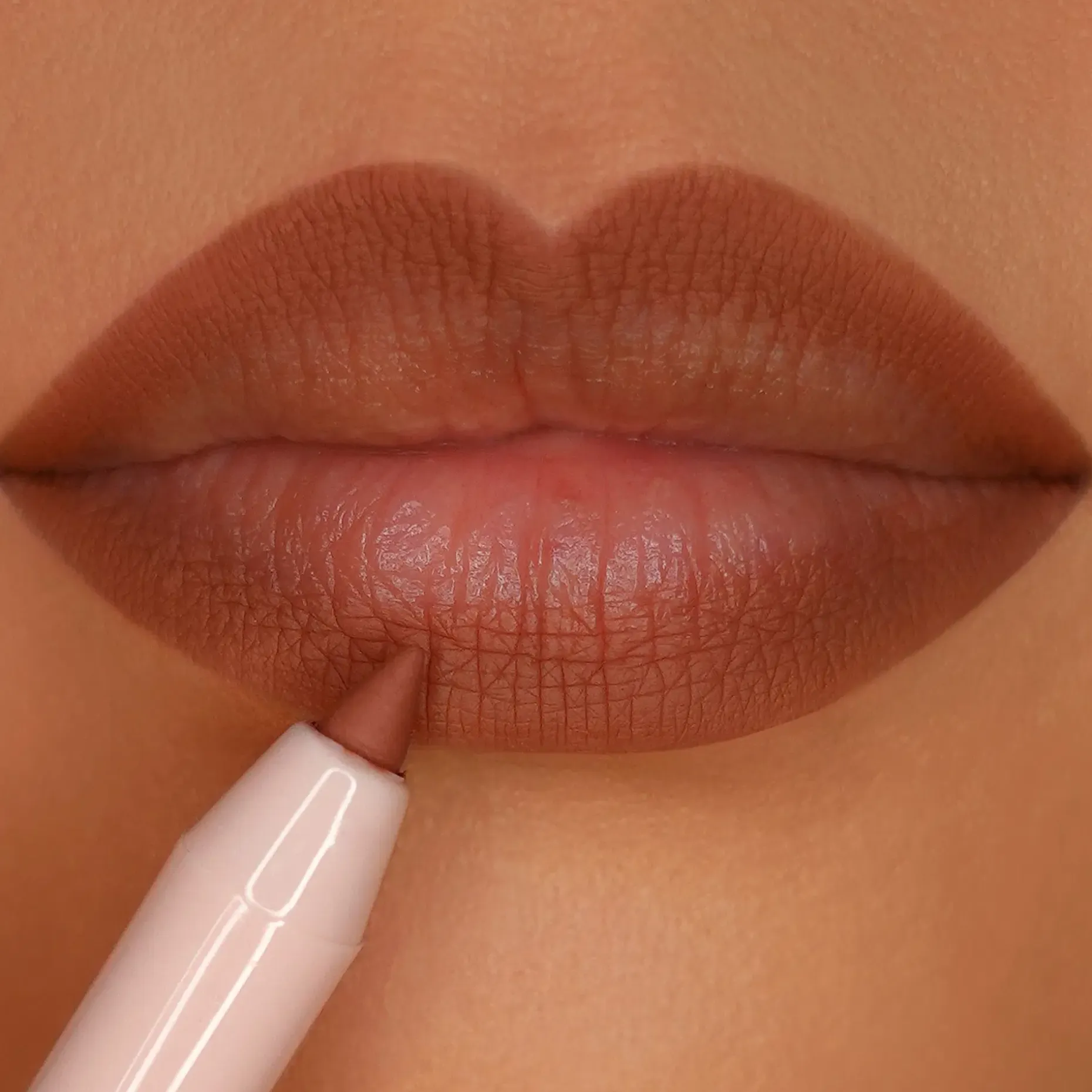 MOIRA Lip Appeal Waterproof Liner huultenrajauskynä 0,6 g
