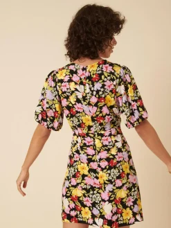 Nobody´s Child Benita mekko
