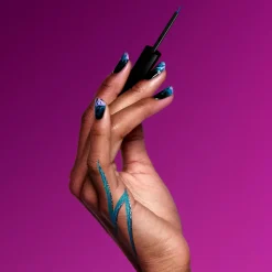 NYX Professional Makeup Epic Wear Metallic Liquid Eyeliner silmänrajauskynä 3,5 ml