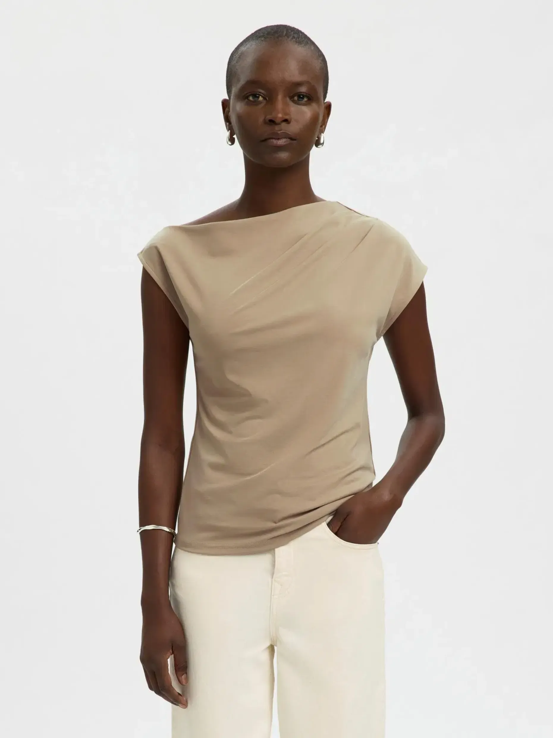 Selected Slfmolly toppi
