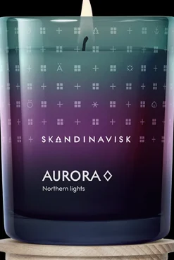 Skandinavisk Aurora tuoksukynttilä puukannella 200g