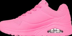 Skechers x Jgoldcrown: Uno tennarit