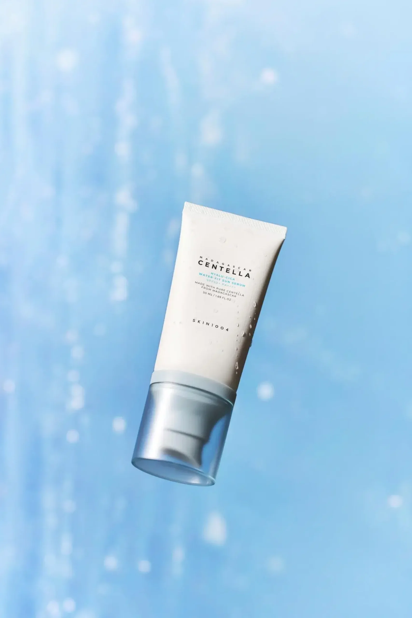 SKIN1004 Madagascar Centella Hyalu-Cica Water-Fit Sun Serum SPF50+ aurinkosuojavoide 50 ml