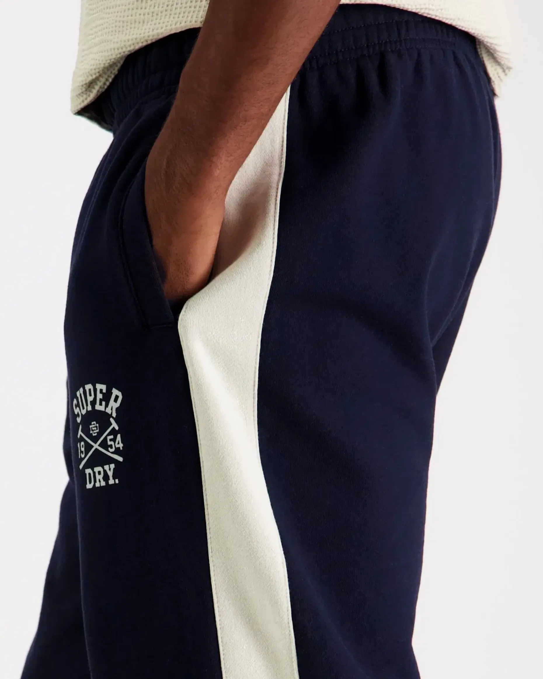 Superdry Athletic club collegehousut
