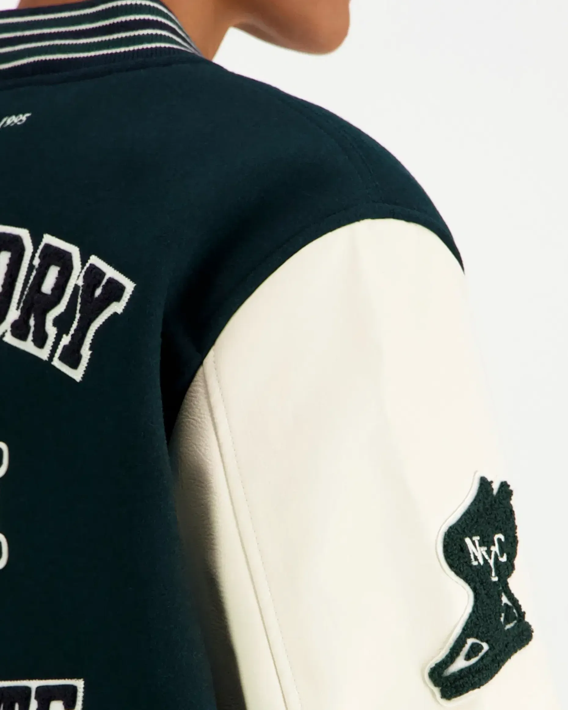 Superdry Patched Varsity bombertakki