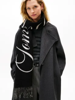Tommy Hilfiger huivi