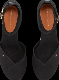 Tommy Hilfiger sandaalit