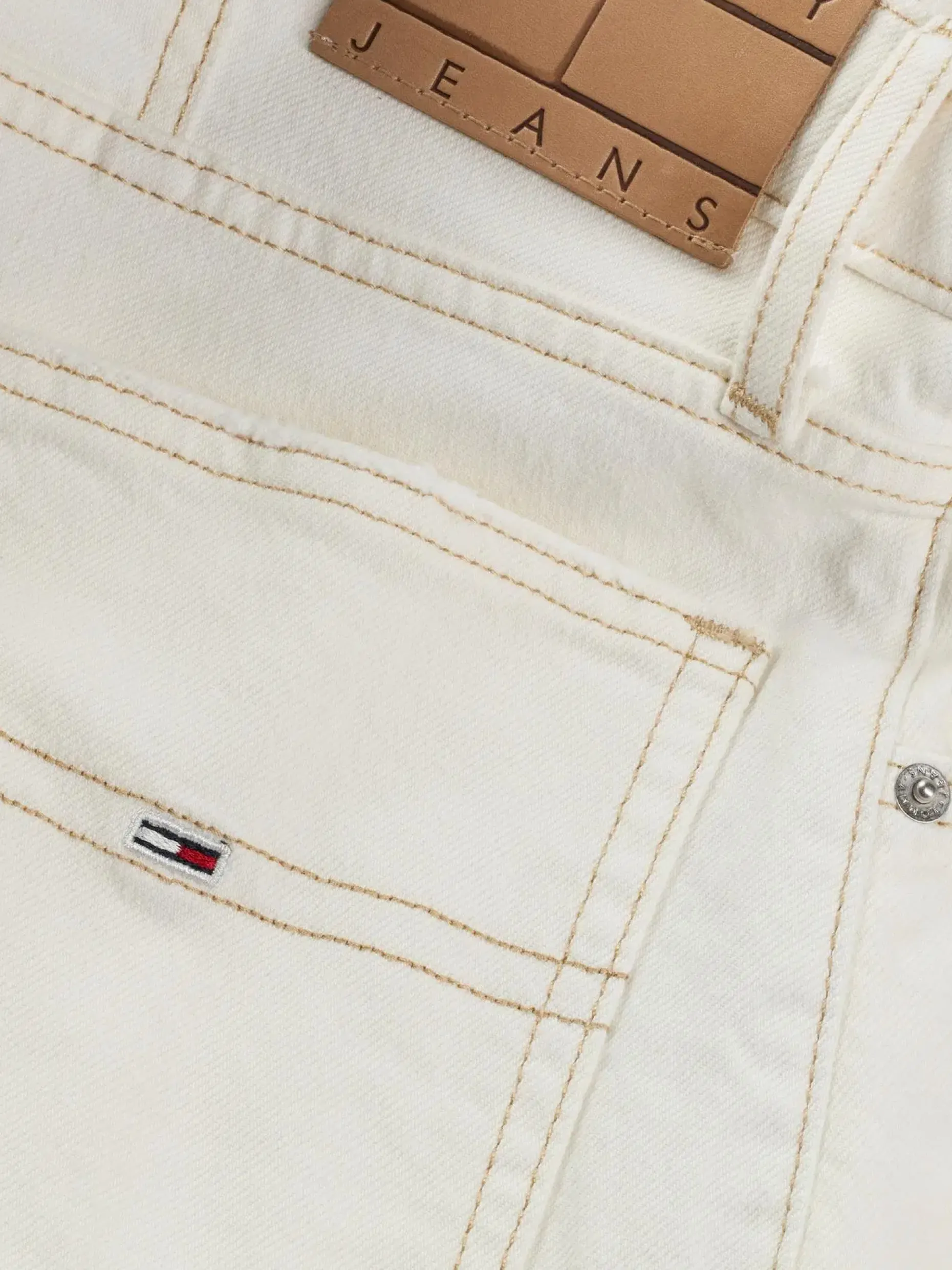 Tommy Jeans Mom shortsit