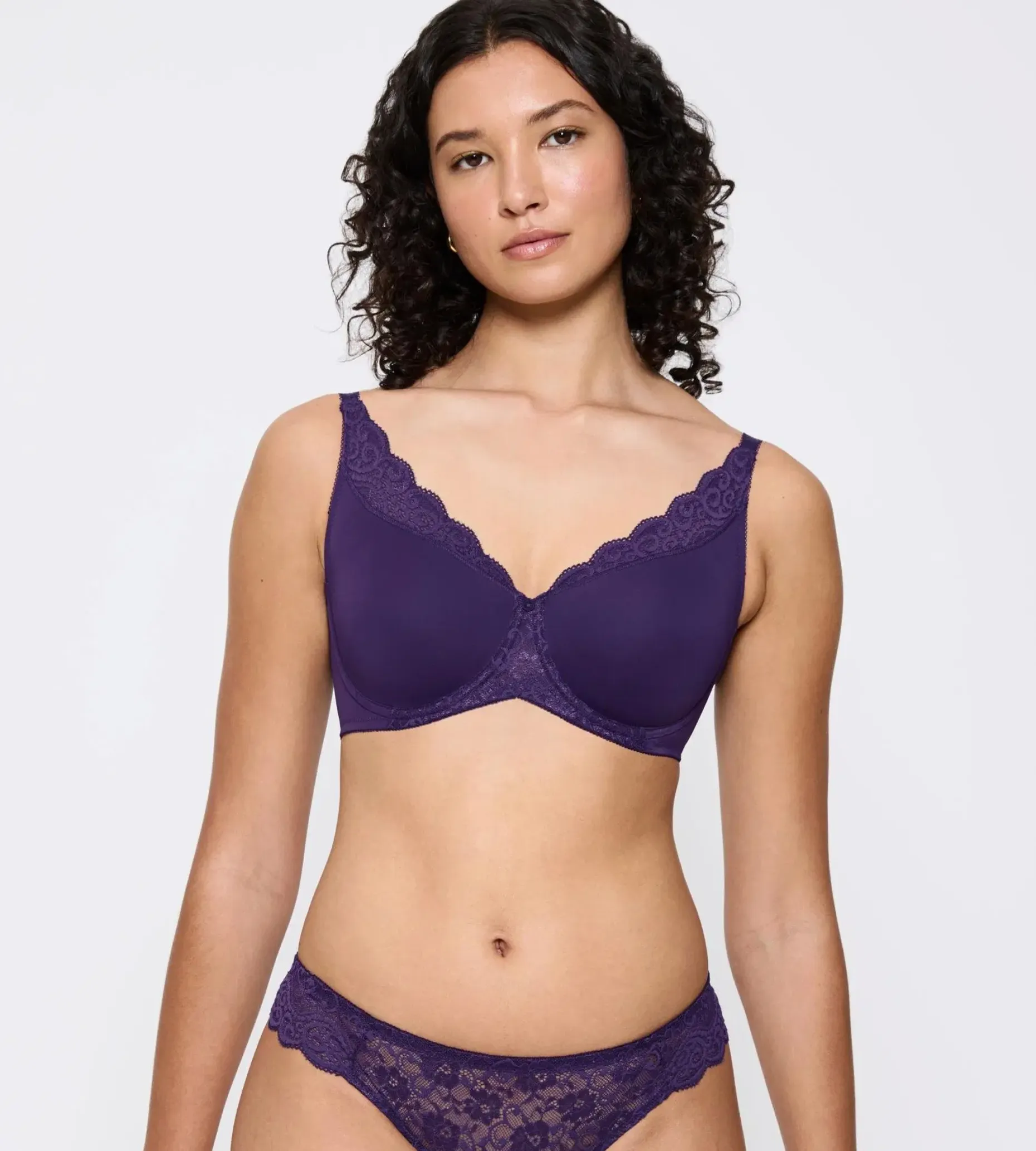 Triumph Amourette W01 minimizer rintaliivit
