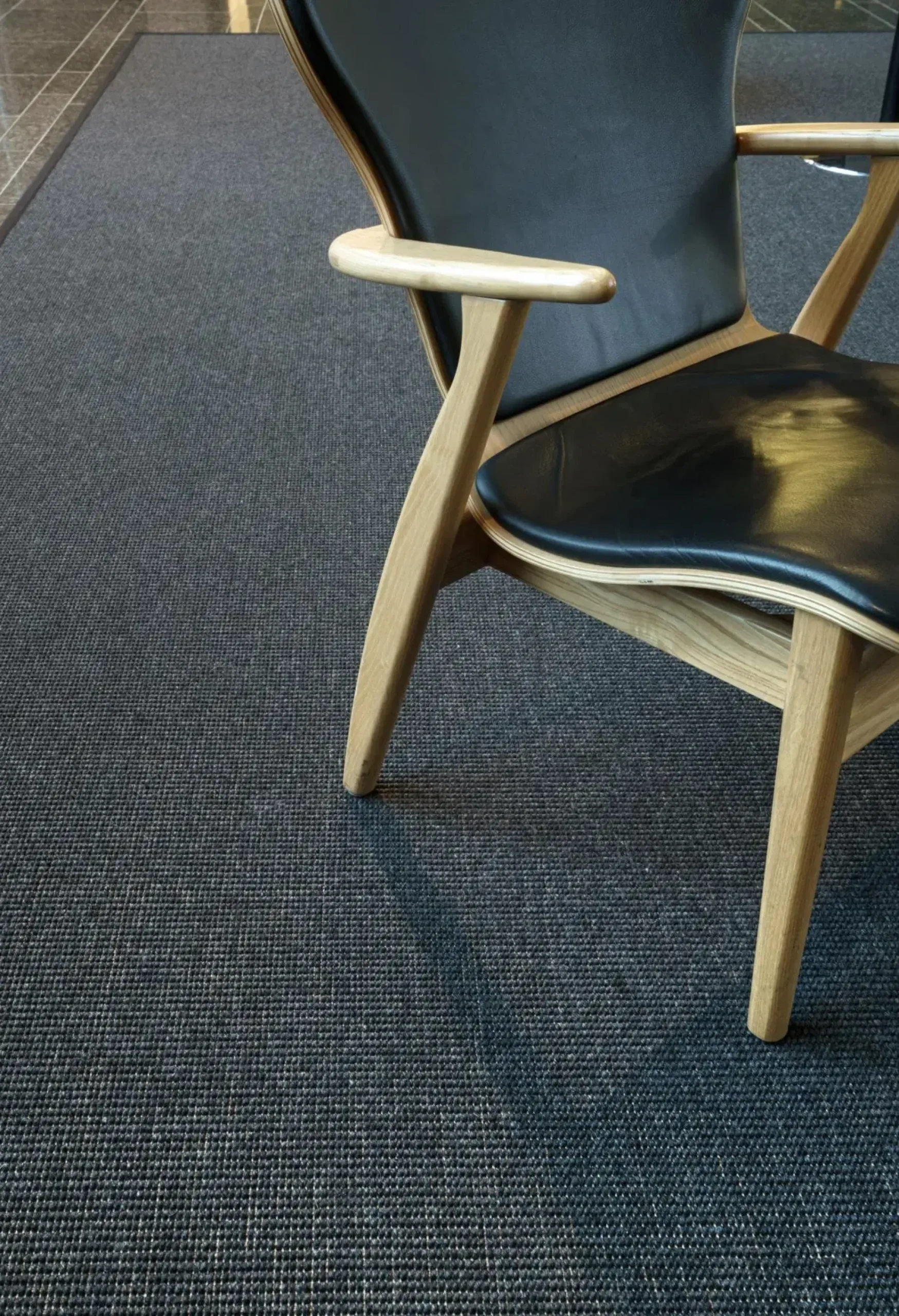 VM-Carpet Esmeralda villa-paperinarumatto