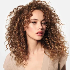 Wella Professionals Invigo Nutricurls Milky Waves Leave-in Spray hoitosuihke 150 ml